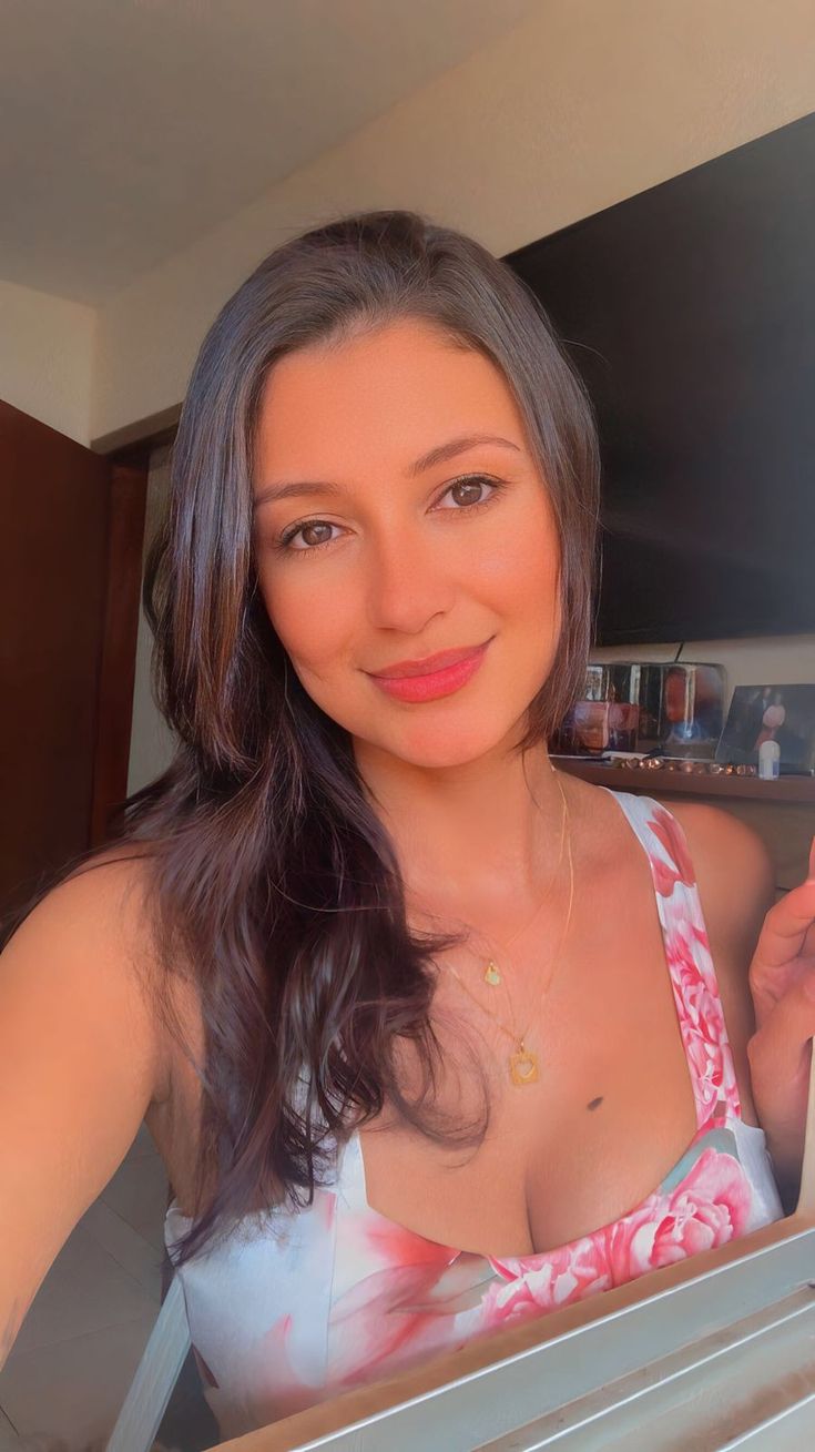 Constanza R.